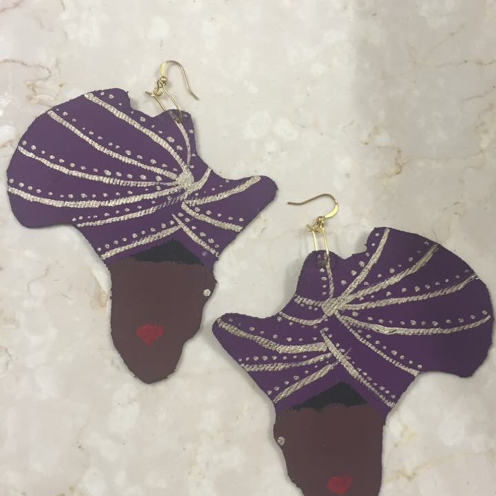 Earrings - Picture 2 of 5